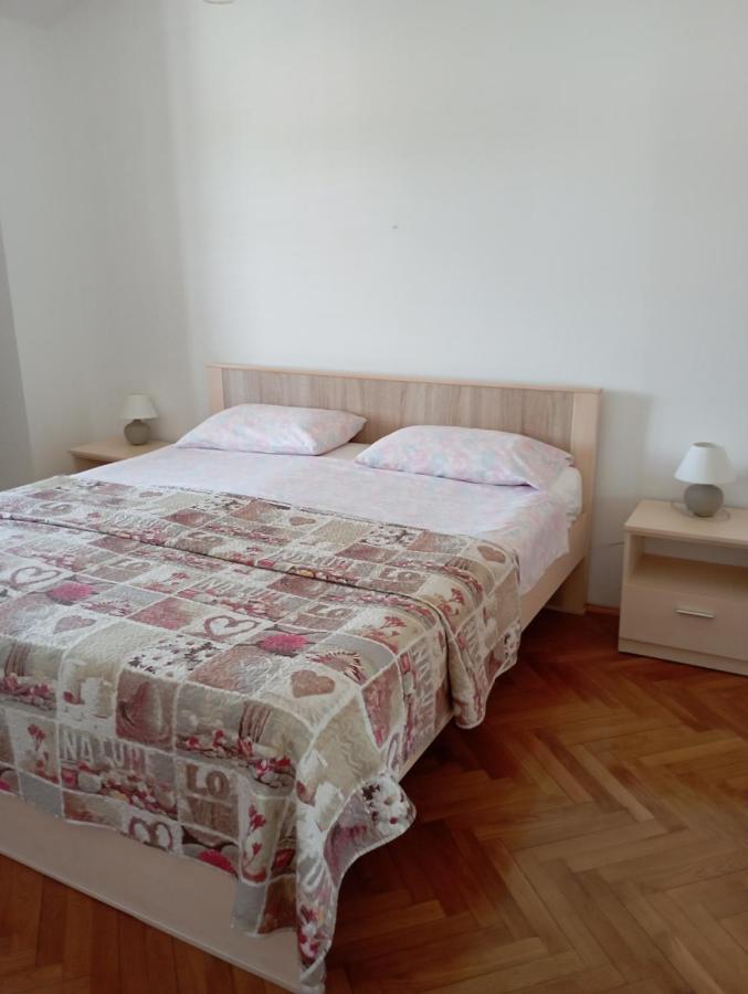 Rooms Ester 茨雷斯 外观 照片